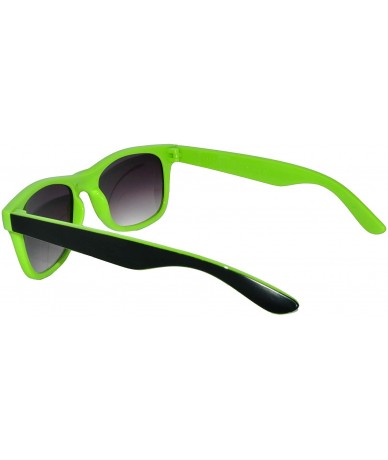 Wayfarer Classic Retro Two - Tone Vintage Smoke Lens Sunglasses UV Protectin - Green - CJ1228ULDIJ $12.47