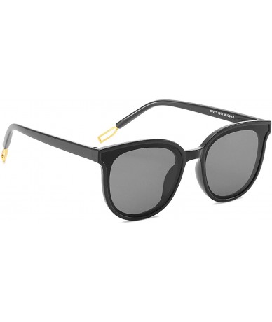 Sport Vintage Sunglasses for Men or Women PC AC UV 400 Protection - Black Gray - CV18SARUGTG $13.88